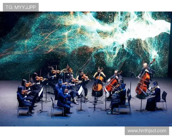 霍伊伦的传奇人生与艺术成就探索：从音乐到绘画的跨界之旅